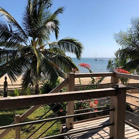 Bed and Breakfast Le Transat Амбатолоака Екстер'єр фото